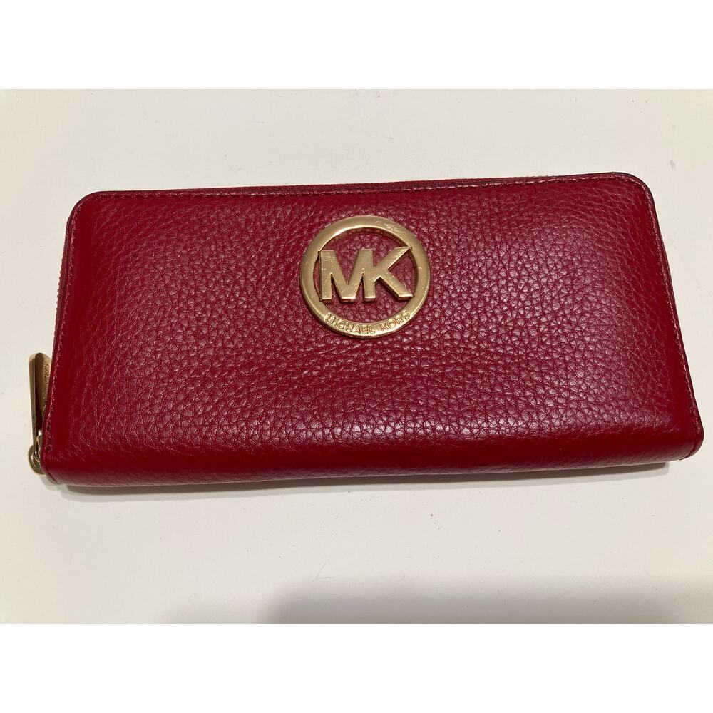 MICHAEL KORS, LARGE RED PEBBLED LEATHER WALLET